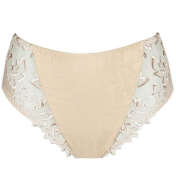 Prima Donna Deauviile Full Brief