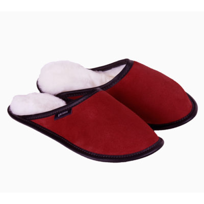 Garneau-sheepskin-slippers-300-santa_red.jpg