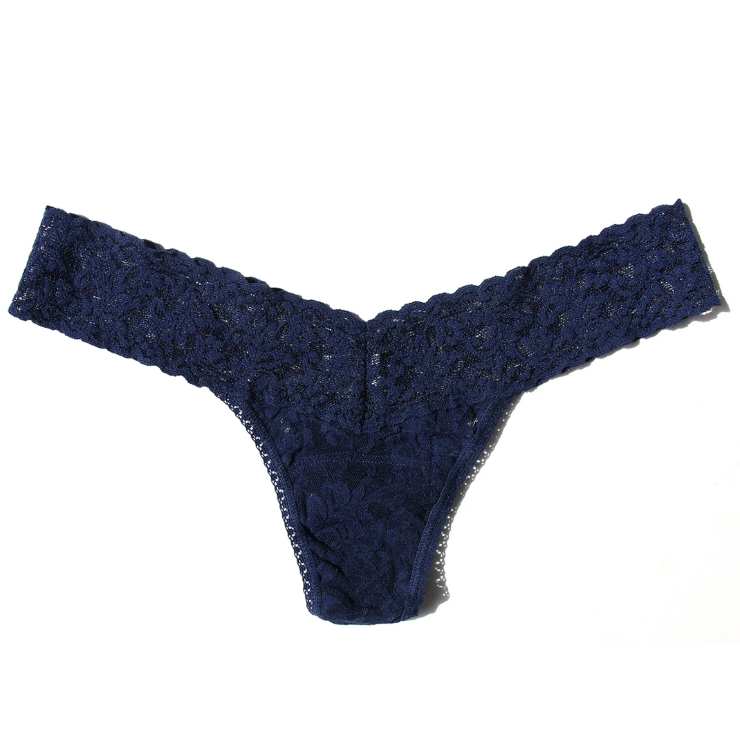 hanky-panky-4911-signature-lace-low-rise-thong-navy hanky-panky-4911-signature-lace-low-rise-thong-navy