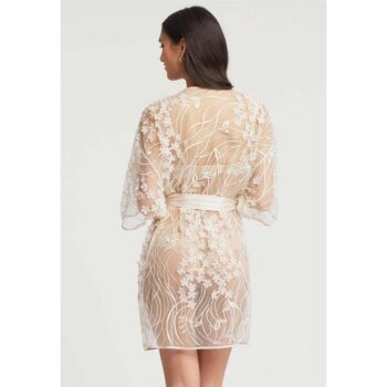 Rya Kiss Cover Up