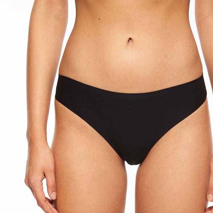 Chantelle-softstretch-thong-black-2649-front