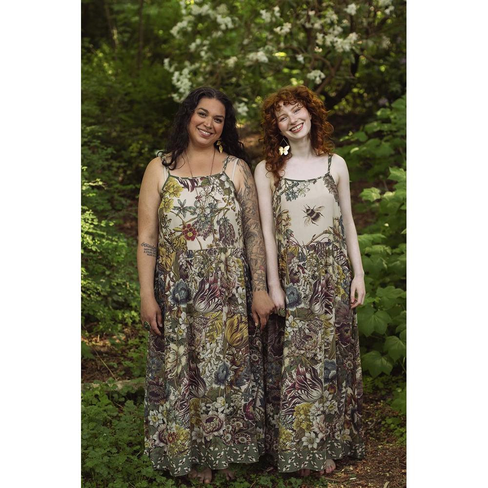 Sarah+Bowman+Portraits+-+Market+of+Stars+-+Love+Grows+Wild-b-10 copy Sarah+Bowman+Portraits+-+Market+of+Stars+-+Love+Grows+Wild-b-10 copy