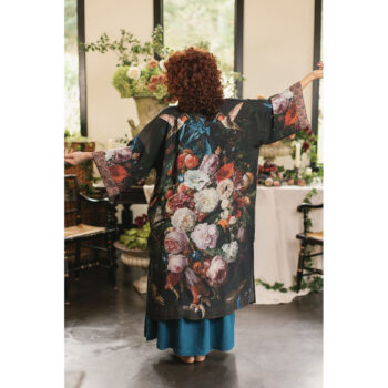 Sarah+Bowman+Portraits+-+Market+of+Stars+-+Feathers+of+Fancy-39
