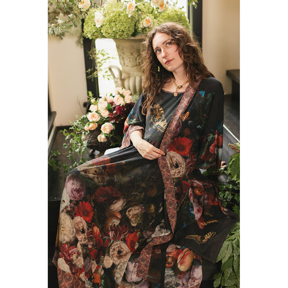 Sarah+Bowman+Portraits+-+Market+of+Stars+-+Feathers+of+Fancy-67