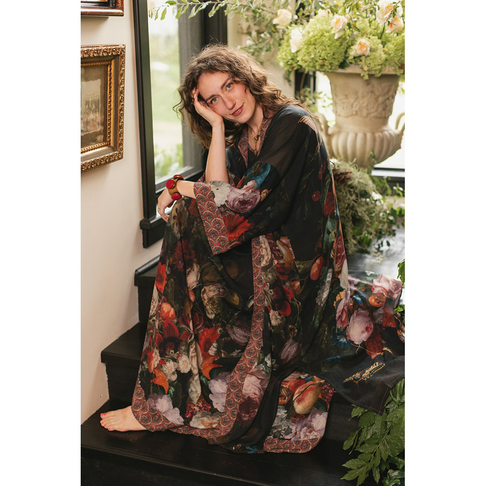 Sarah+Bowman+Portraits+-+Market+of+Stars+-+Feathers+of+Fancy-71